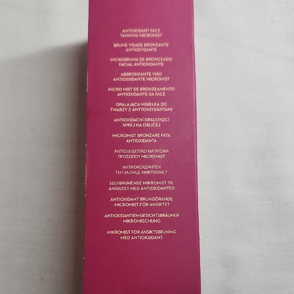 Pink Bronzer and Contour Makeup - Picture 3 of 3